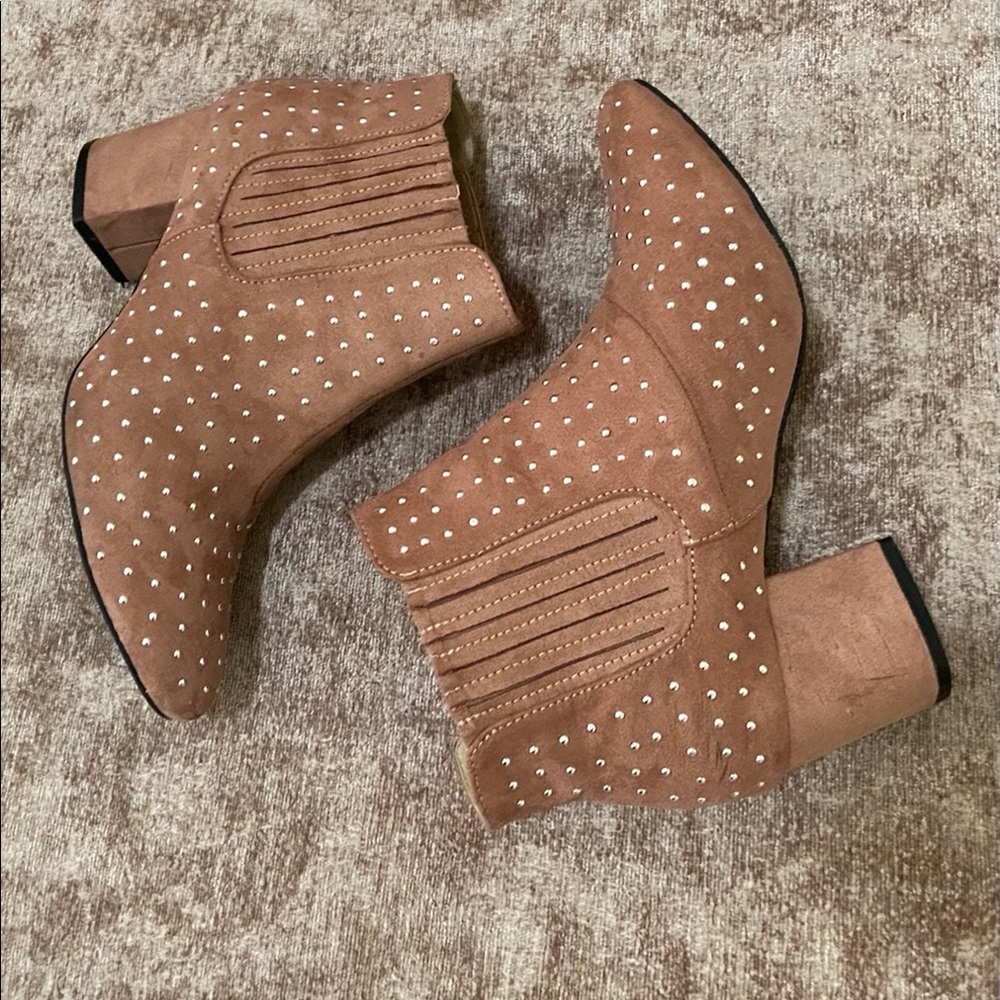 Studded booties - Picture 2 of 6
